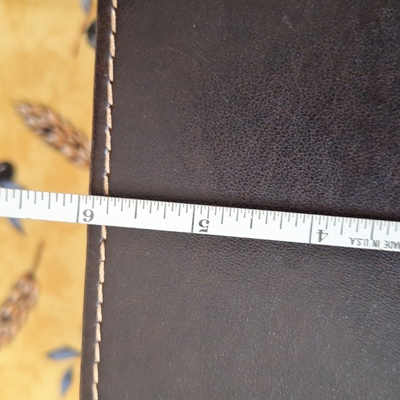 FAUX LEATHER HANDLED BASKET Storage with handles - Picture 7 of 7